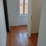 Сasa de vacaciones Maison En Pierre Village Calme - Cour Fermée, Parking Et Wifi Gratuit, Idéale Famille La Sauvetat (Puy-de-Dome)
